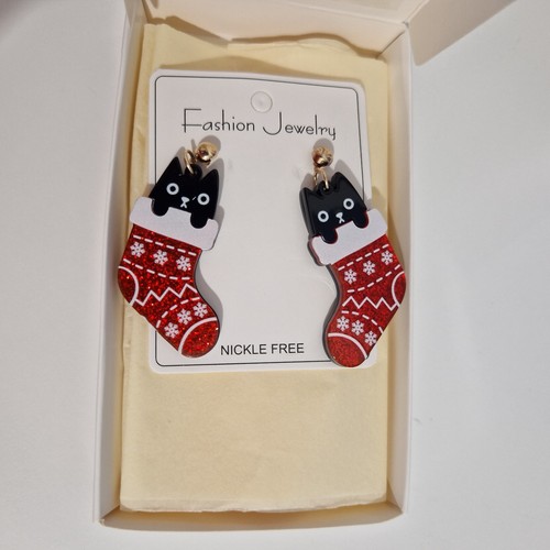 Black cat red christmas - black,